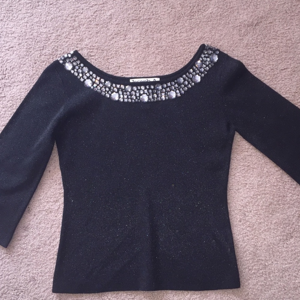 3 for $15 Joseph A Embellished blouse in Petite